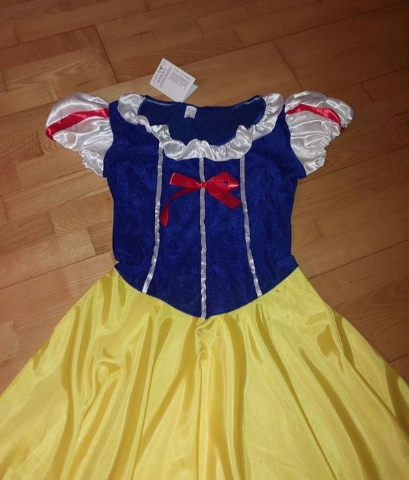 Nowy kostium przebranie królewna Śnieżka r 42 40 L xl bawarka opaska