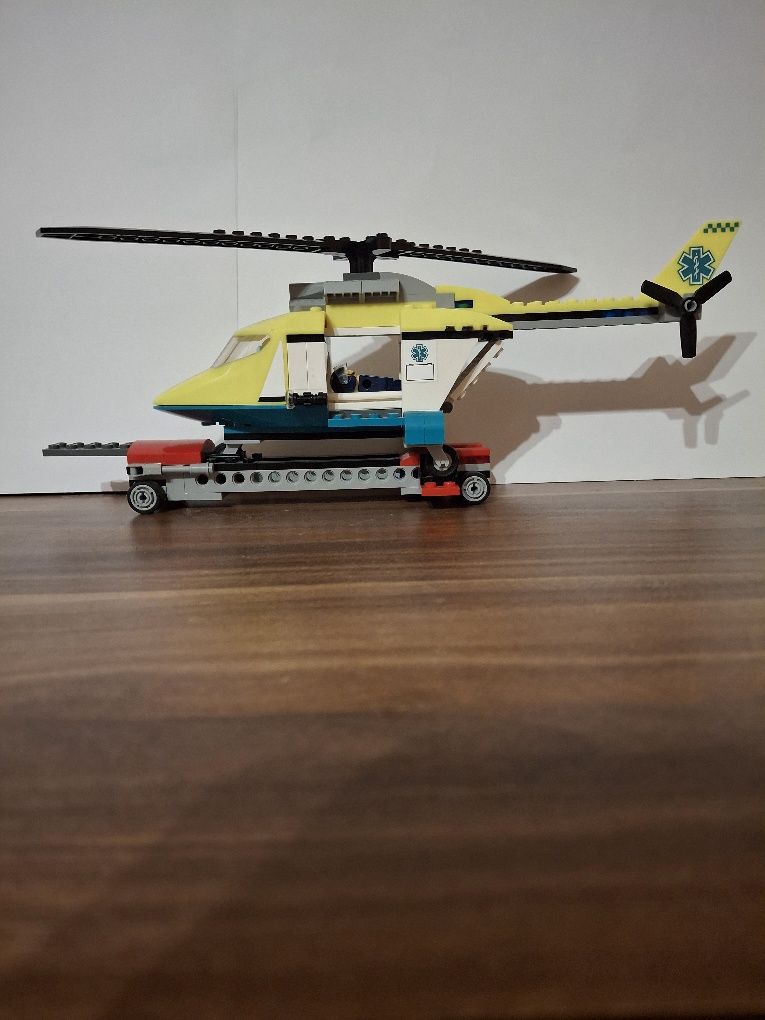 Lego City laweta helikopter ratunkowego 60343