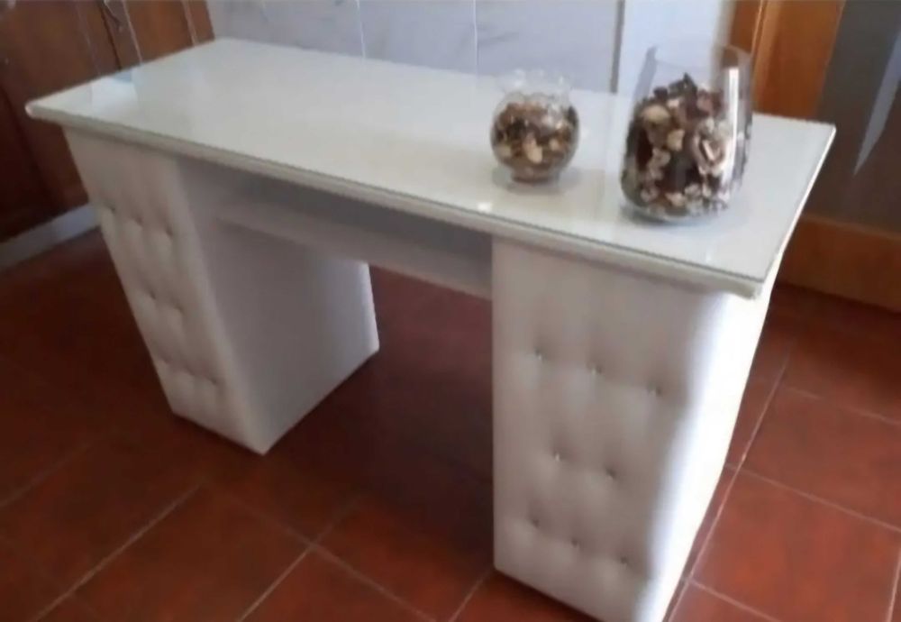 Mesa de cozinha 6 Cadeiras alto brilho