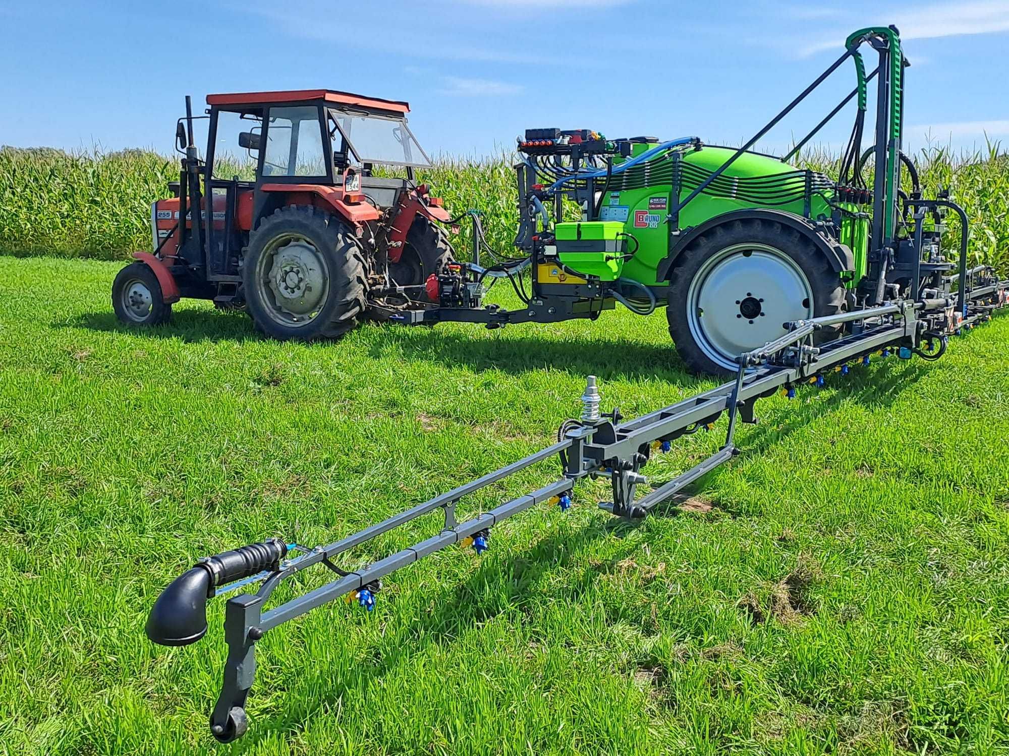 Opryskiwacz ciągany hydrauliczny belka X przyczepiany Tolmet Bruno