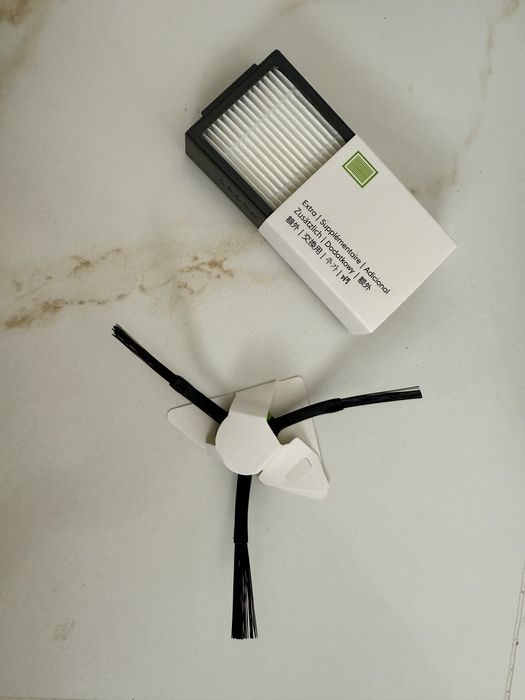 iRobot Roomba j7 – używany, stan bardzo dobry + nowy filtr i szczotka