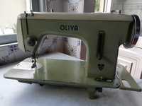 Máquina de Costura antiga Oliva CL 55