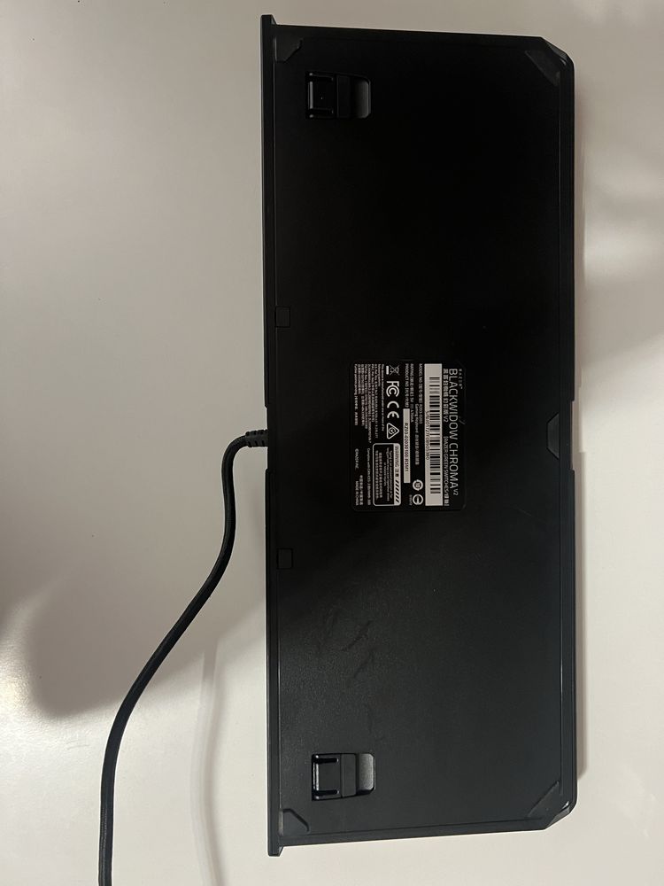 Razer Blackwidow V2 [Green switches + PBT Keycaps]