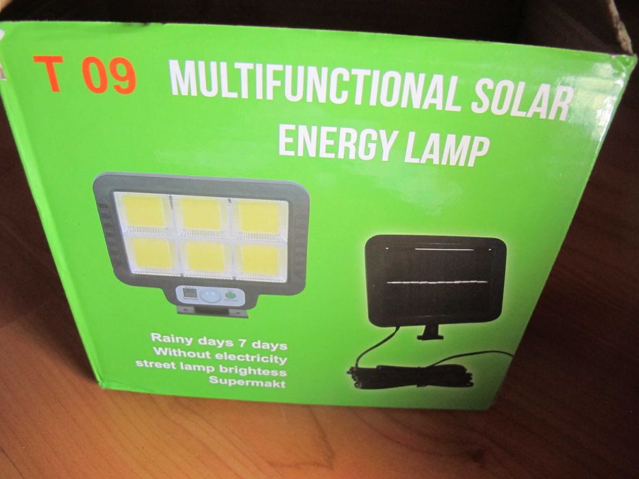 LED лампа + сонячна батарея + пульт ду і датчик руху