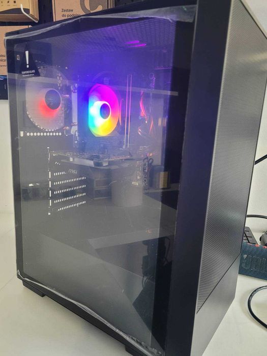 Komputer PC  i5-4460 / 16GB RAM / RX 560 / SSD 240GB