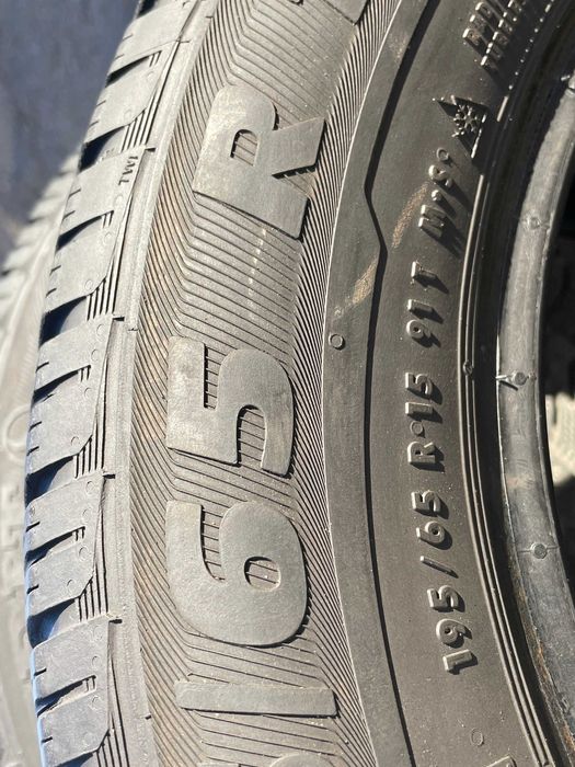 ЗИМА 195/65R15 SEMPERIT - 2шт. - 2023 - Есть и другие