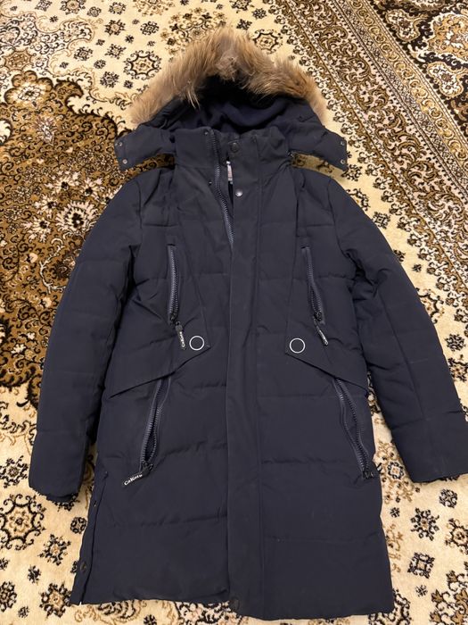 Куртка , плащ подовжена