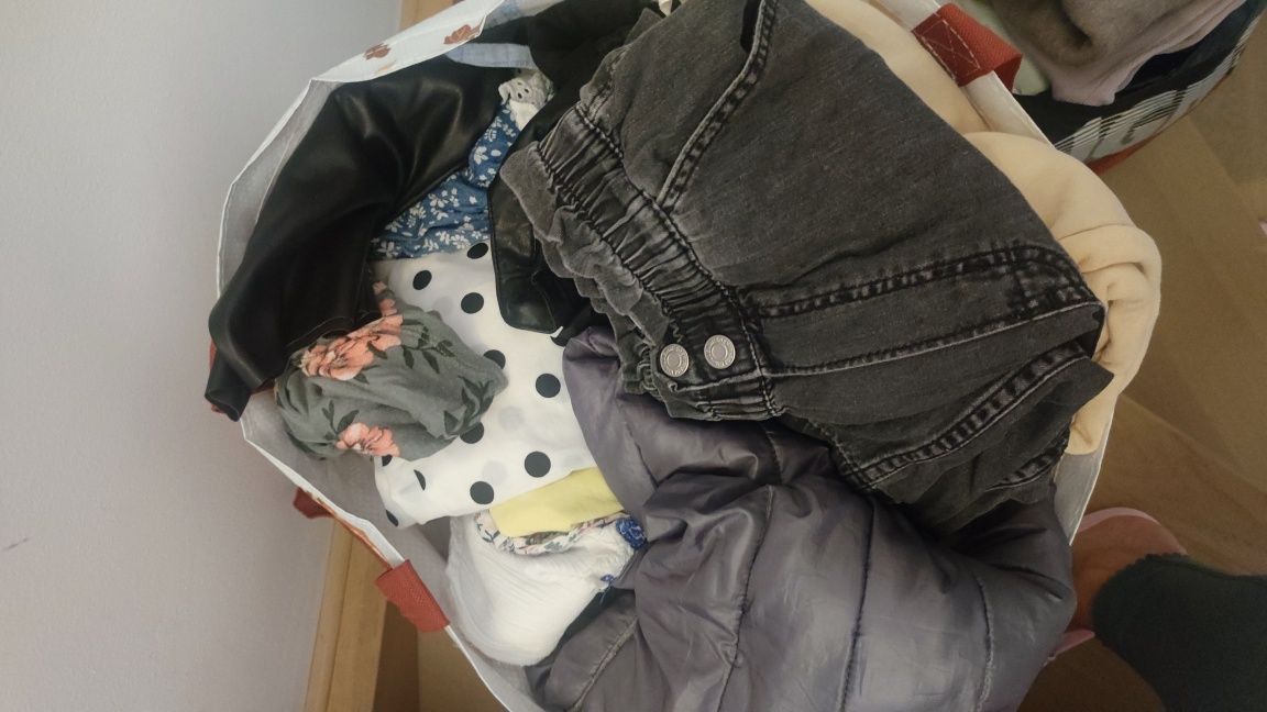 128/134 wielka paka 100szt. ubrań i butów