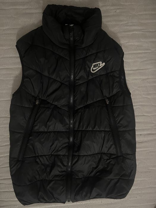 жилетка nike storm-fit / S
