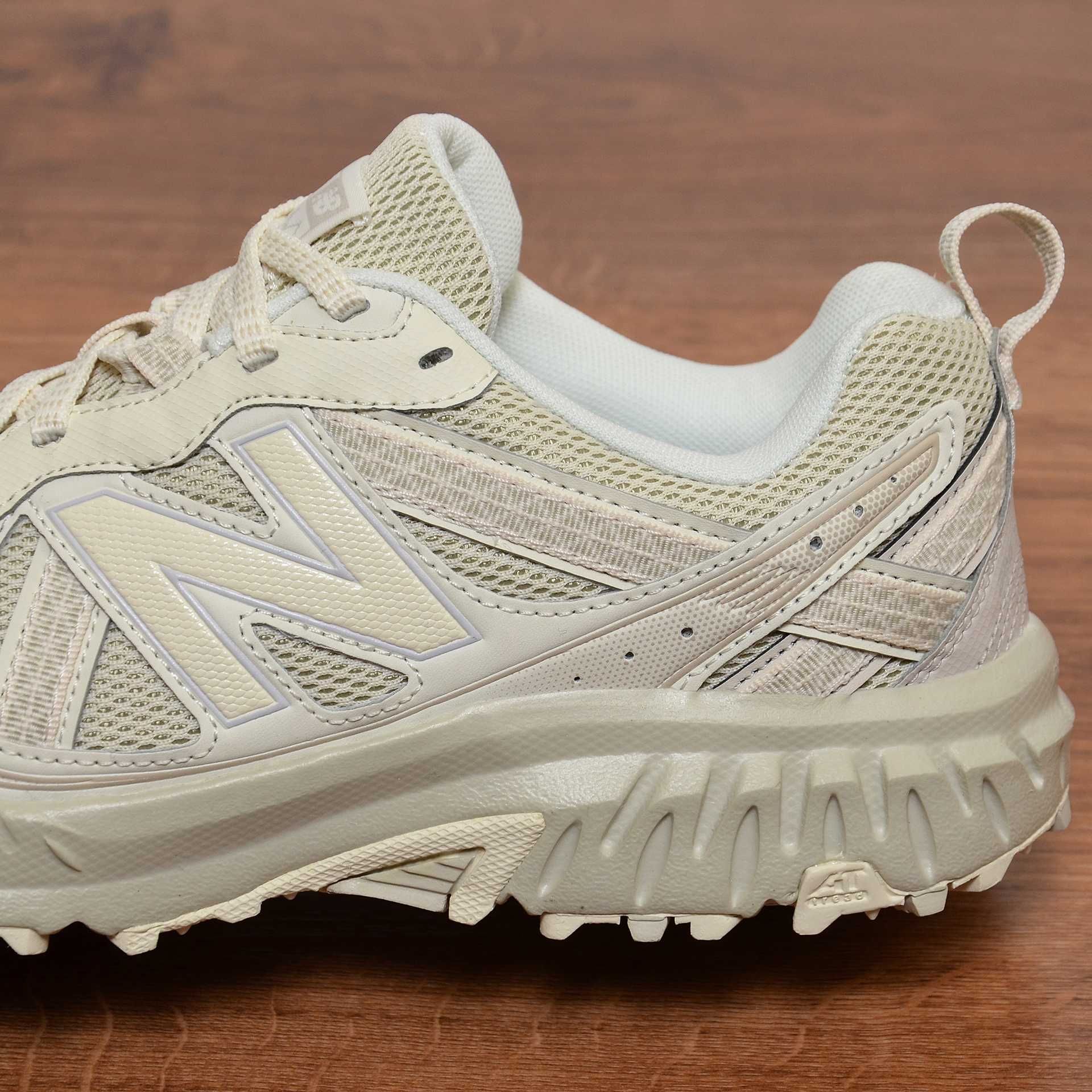 New Balance 410 V5 кроссовки оригинал 42 / 26.5см (MT410SA5)