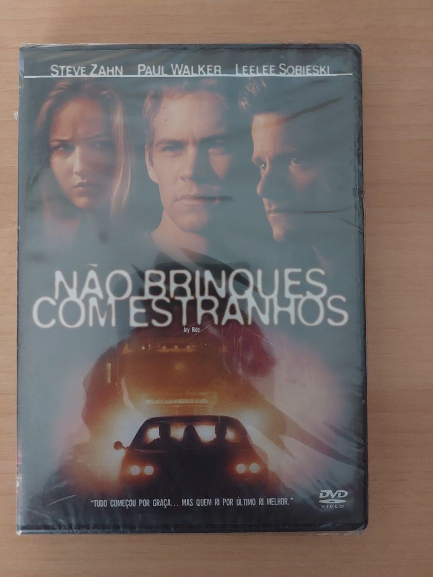 DVD NOVO / Original / SELADO - Não Brinques com Estranhos