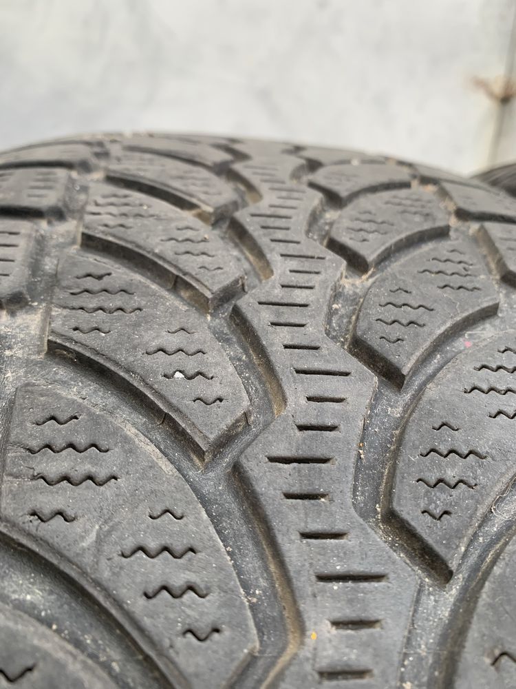 255/60 R18 Bridgestone комплект