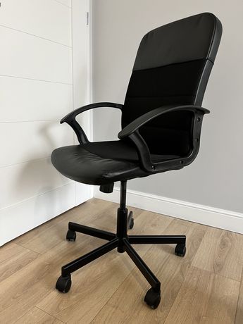 Krzesło obrotowe czarne Ikea