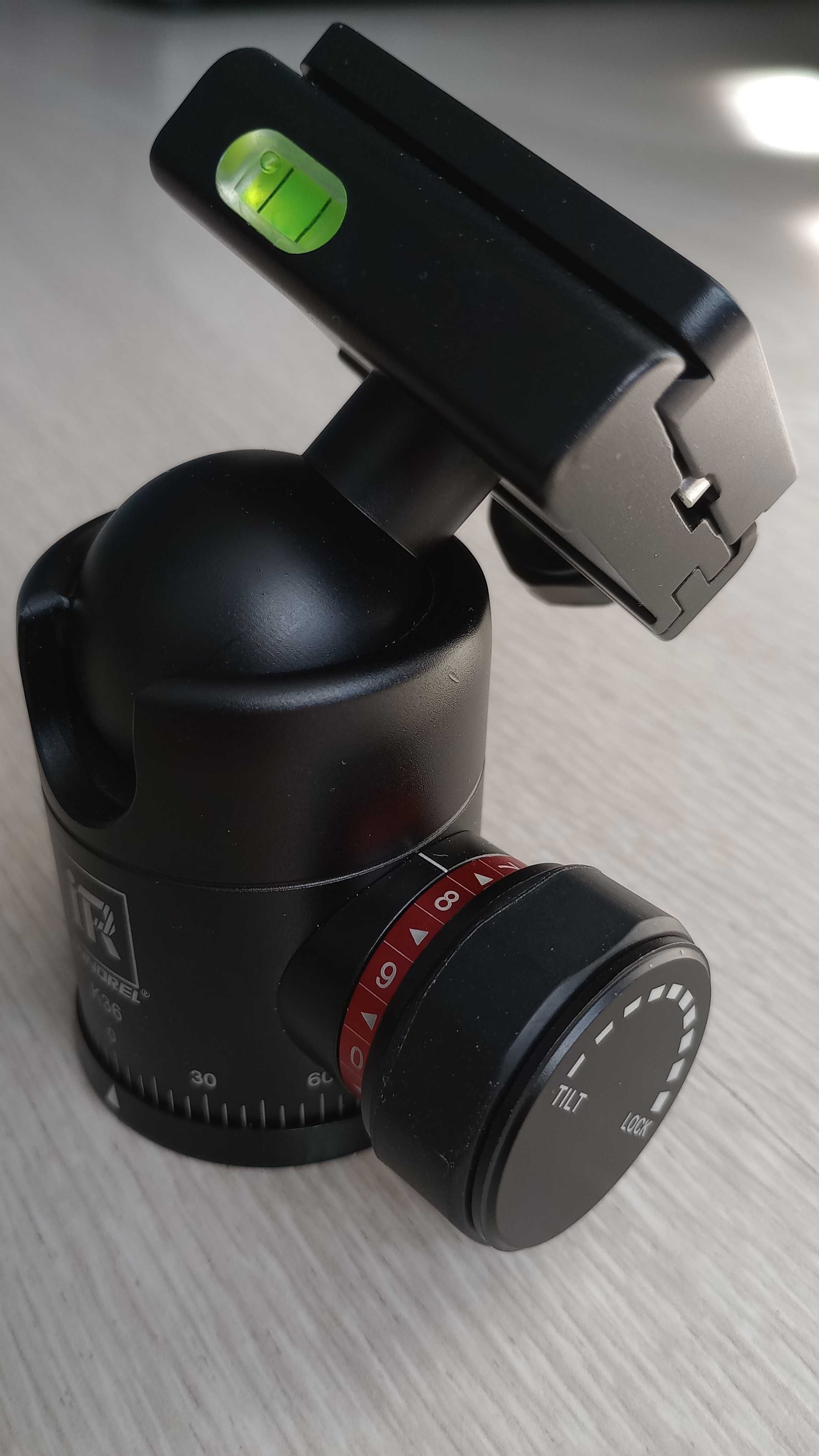 Штативная шаровая головка для фото и видеосъемки Innorel K36