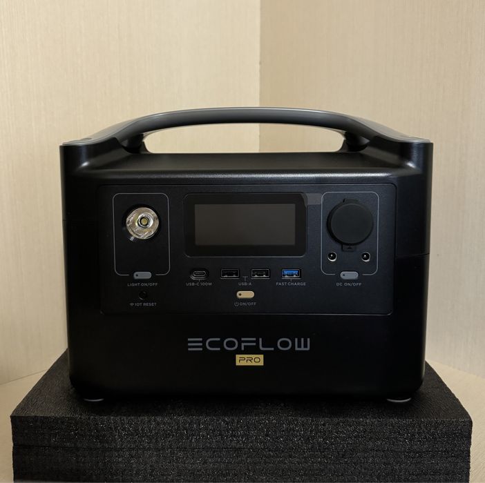 Зарядна станція EcoFlow River Pro - 720Wh, 600W Елекростанція для дому