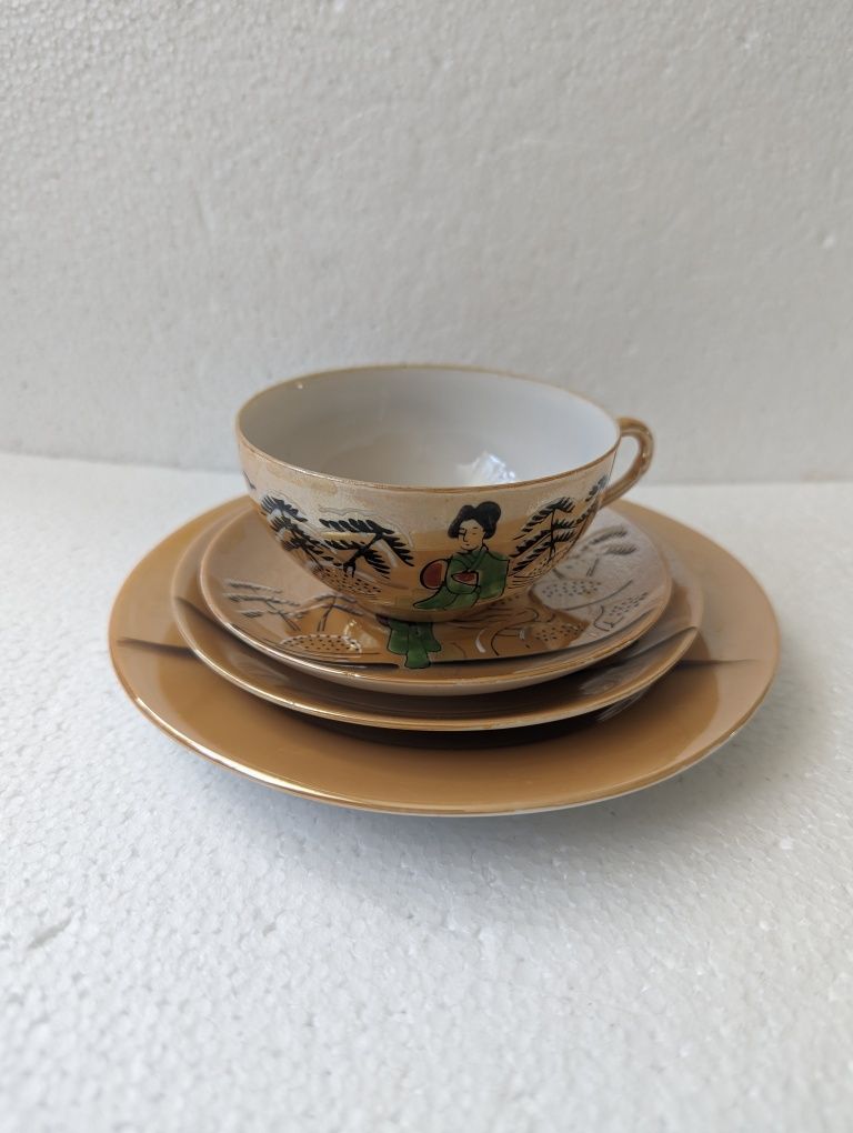 Komplet japońska porcelana trio filiżanka 3 podstawki talerzyki