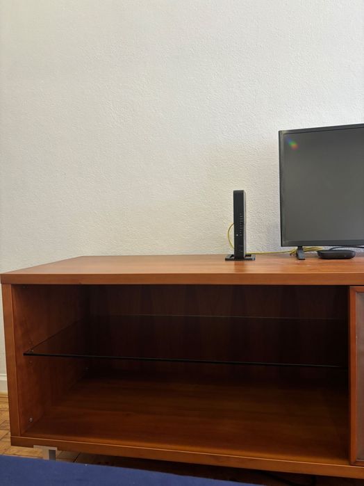 Aparador de Madeira Cerejeira