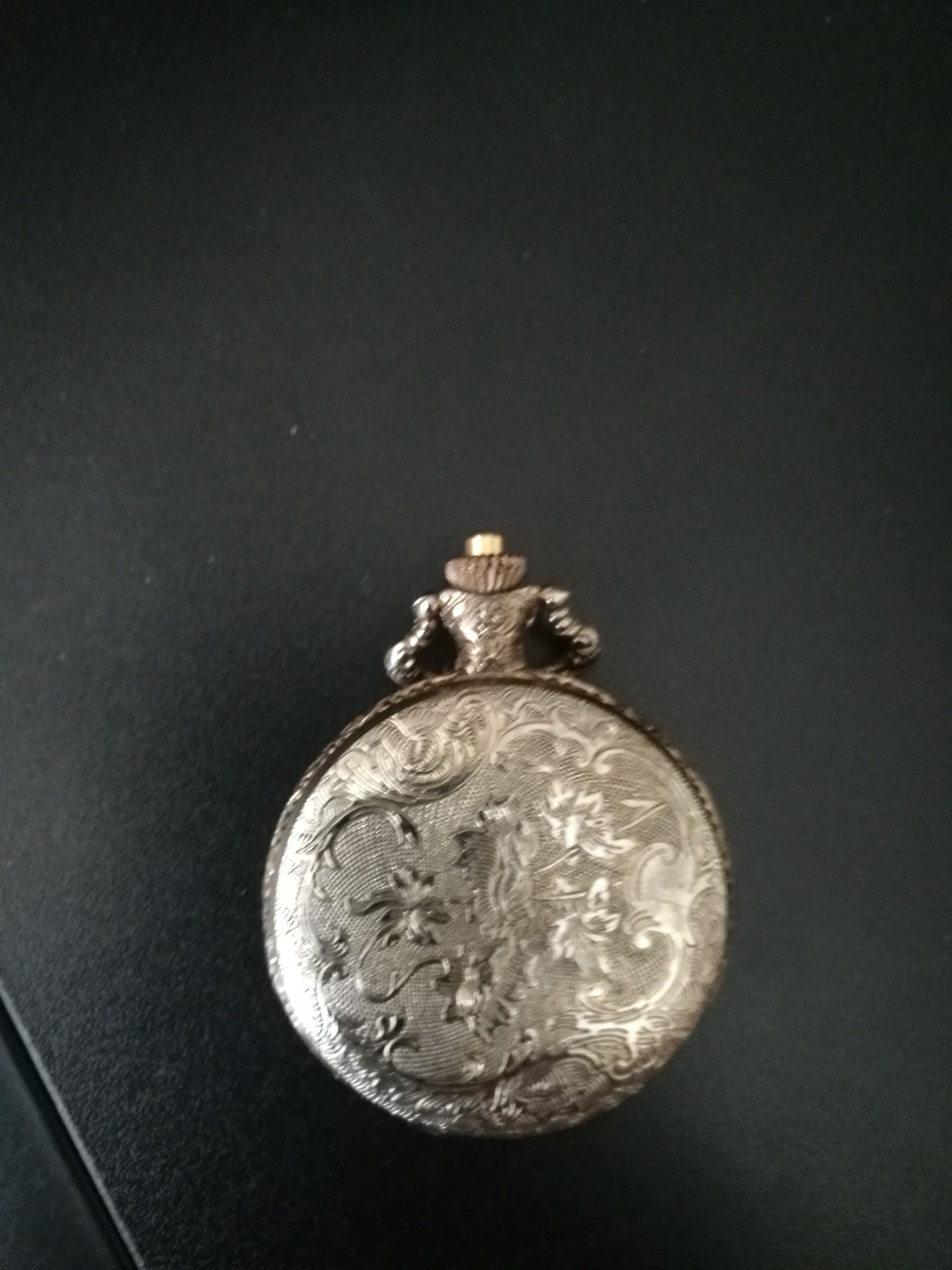 Relógio de bolso a corda