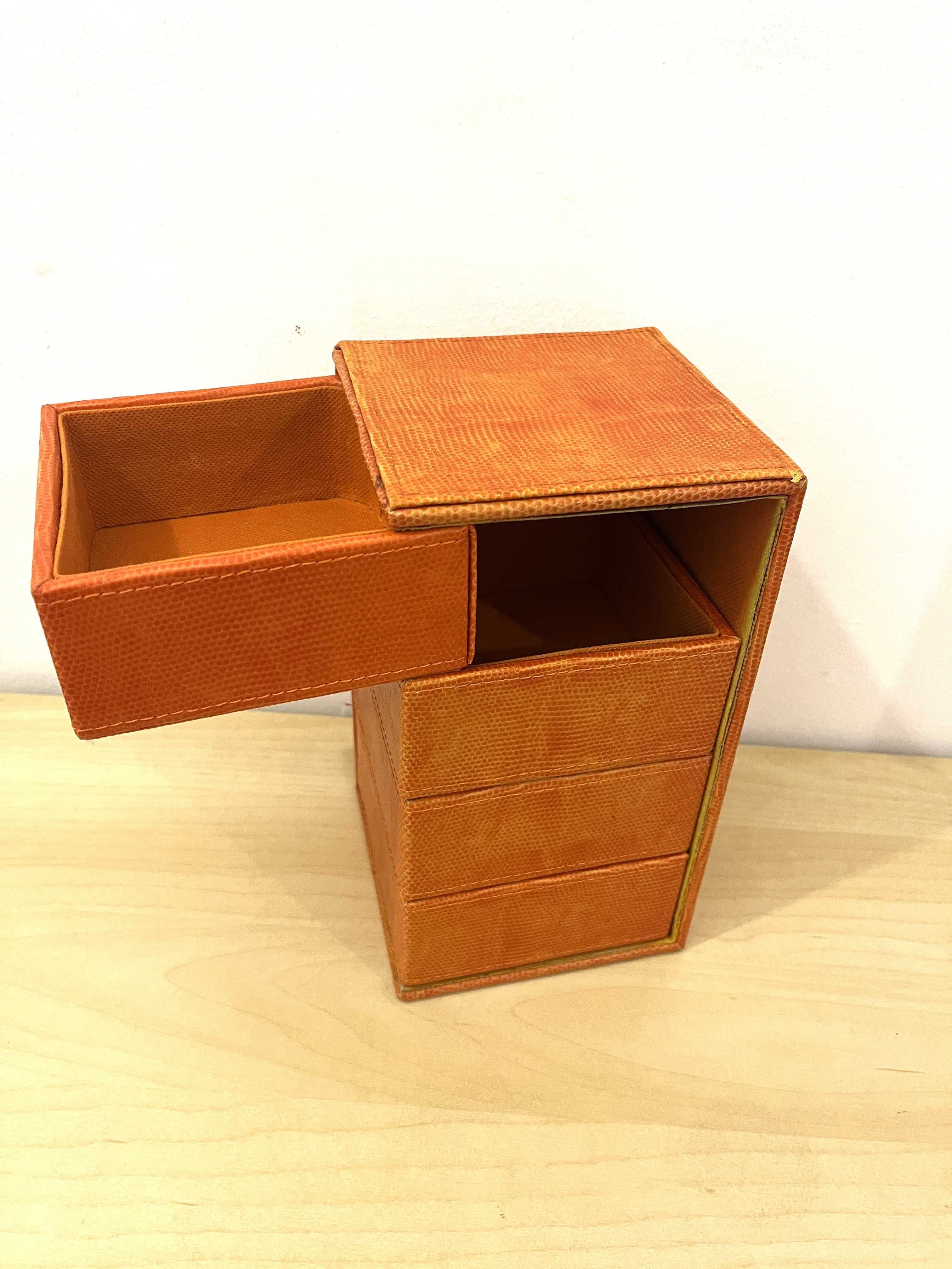 Porta-Joias Cor-de-Laranja com 4 gavetas