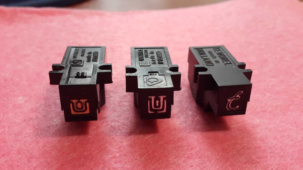 Головки для винилового проигрывателя.