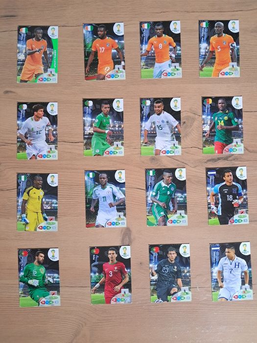 Karty i naklejki panini