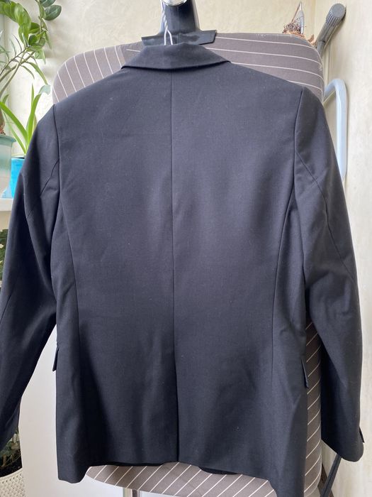 Чорний класичний піджак H&M 146