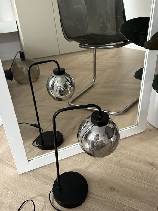 Stojąca Lampka z modnym kloszem