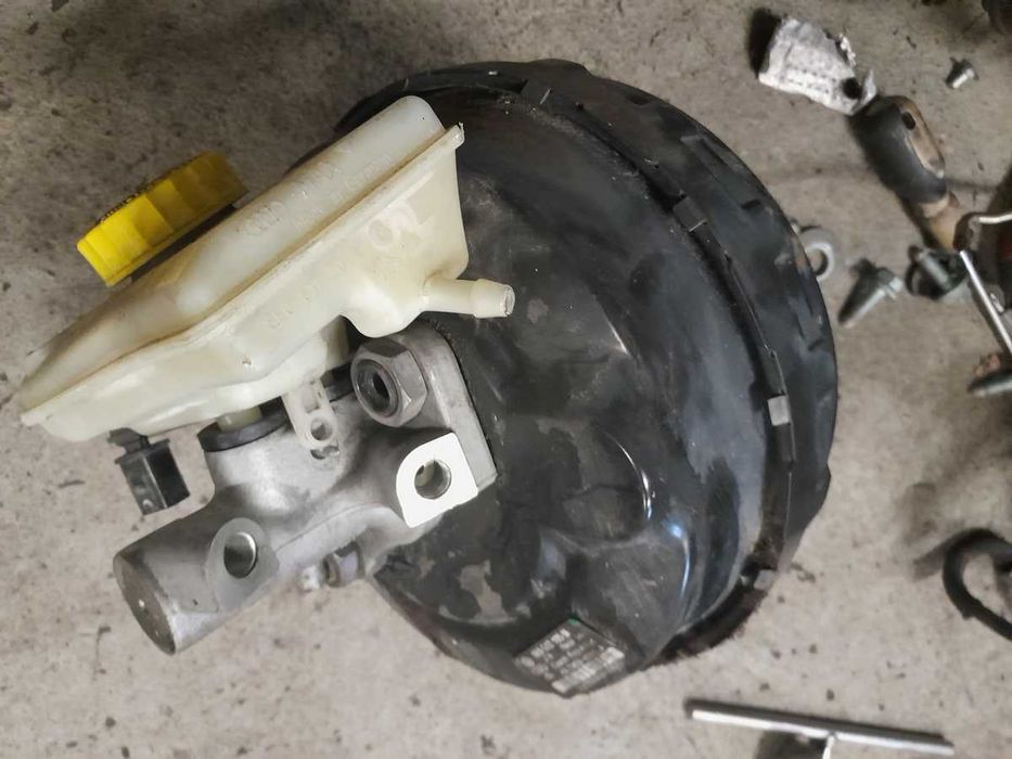 Serwo pompa hamulcowa Audi A4 B6 1.8 Turbo 8E0'612105N