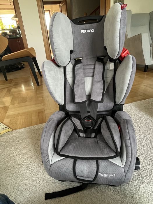 Fotelik samochodowy firmy Recaro Young Sport 9-18kg