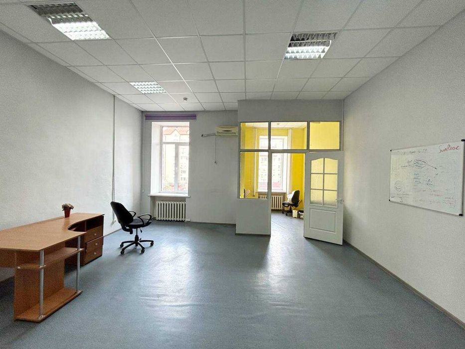 Здам приміщення в центрі міста, на вул. Гоголя