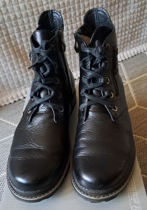Ботинки кожаные черные