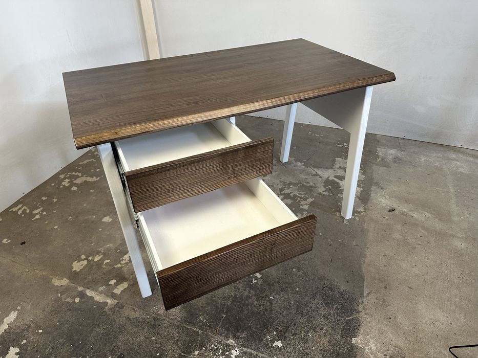 Столи від виробника з дерева