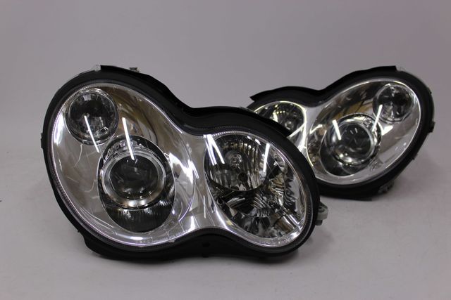 Reflektory Lampy przednie przód Mercedes W203 C 00-04 Soczewka H7 NOWE