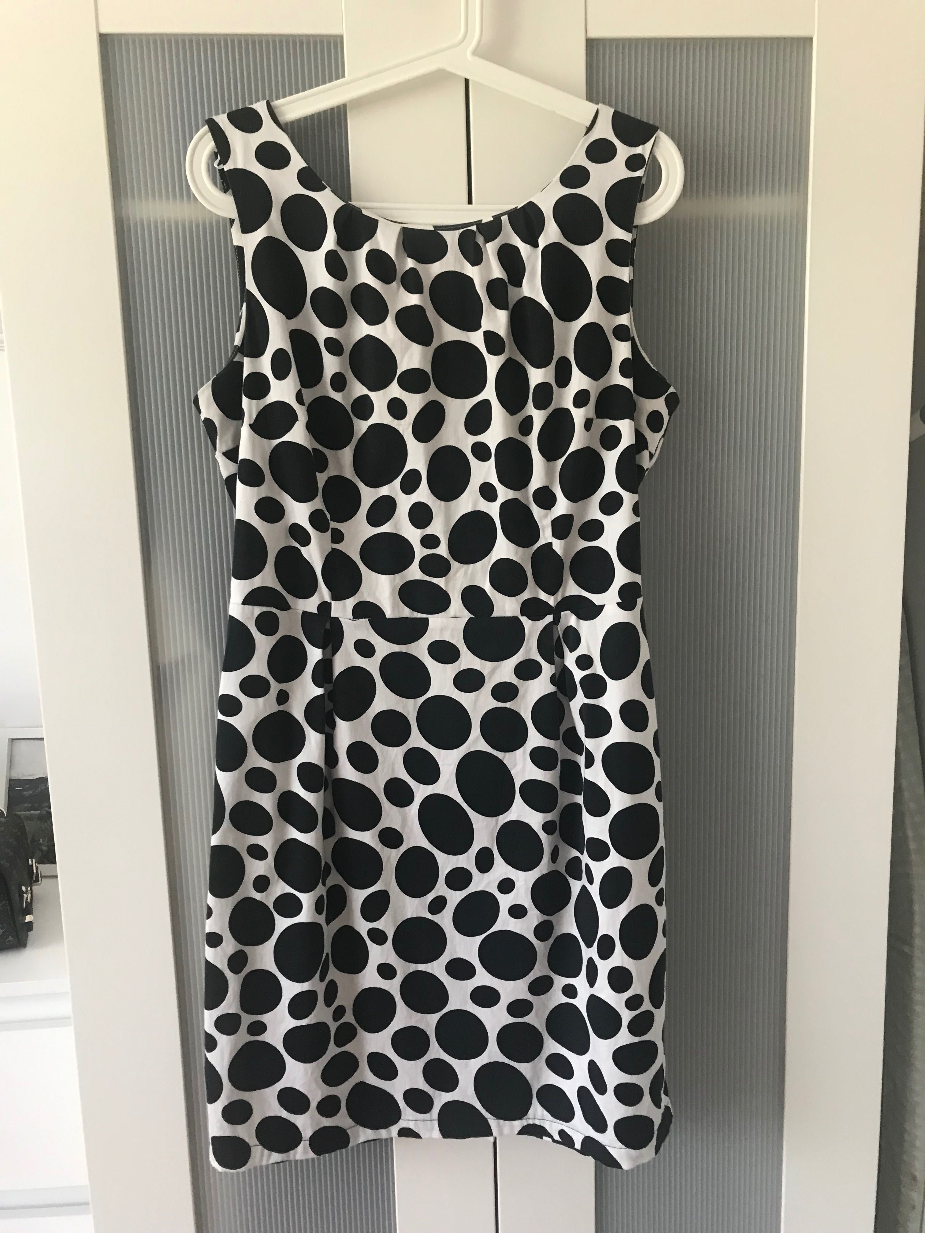 Sukienka w grochy L XL 40 42