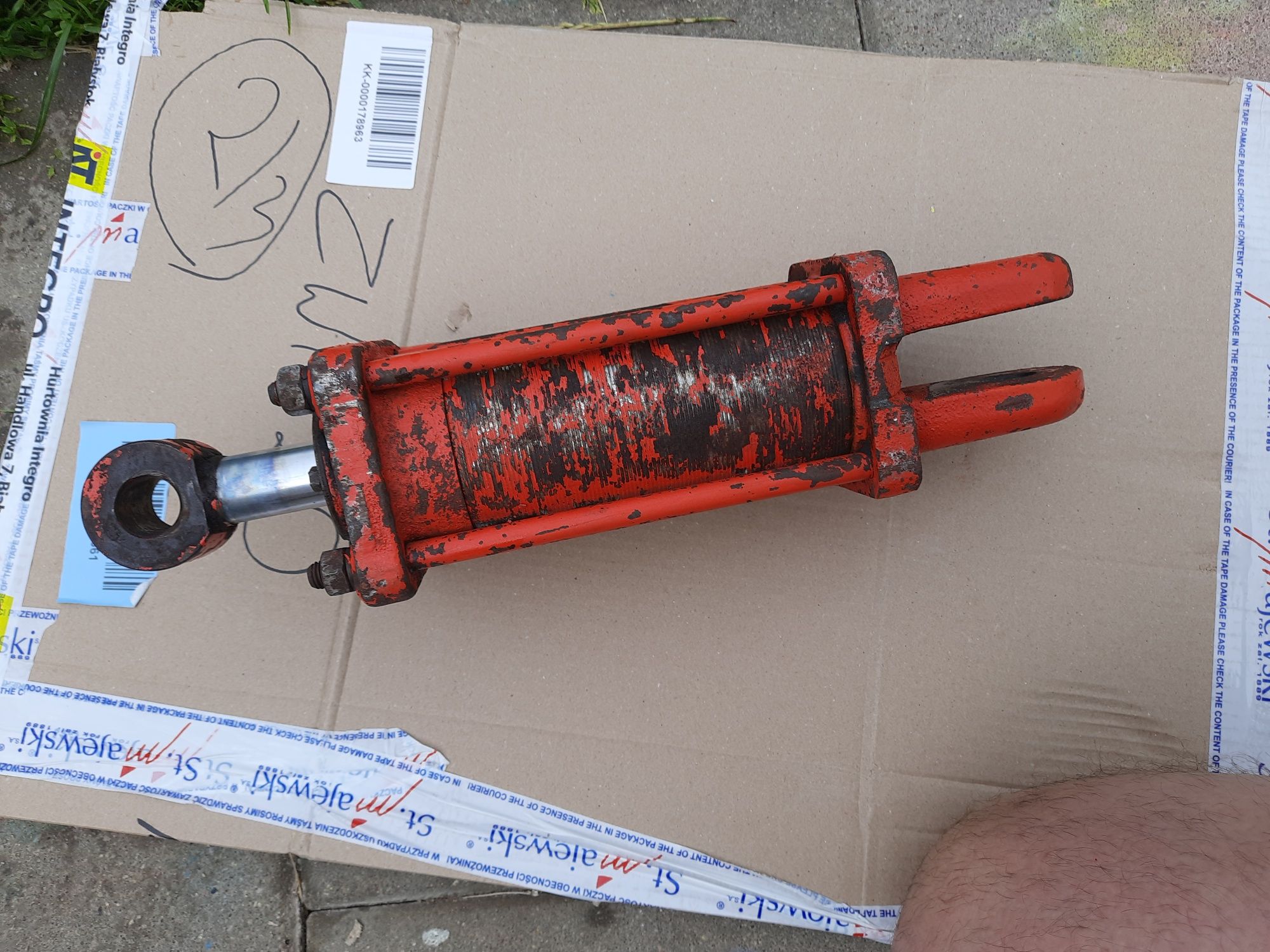 T25 władymirec rusak  siłownik hydrauliczny