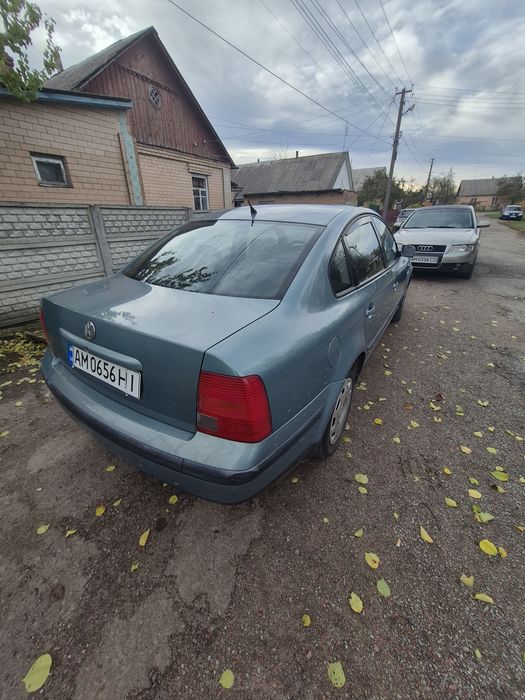 Продам надійне авто Пасат б5 1.6
