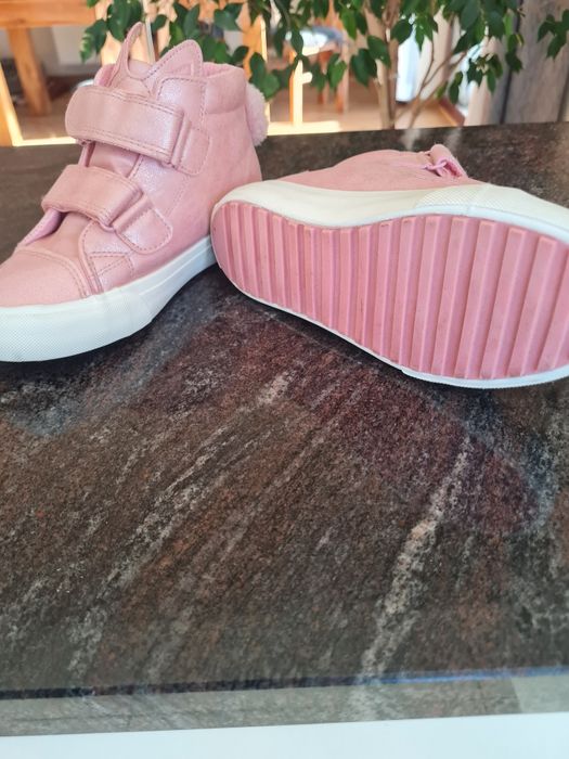 Buty dla dziewczynki