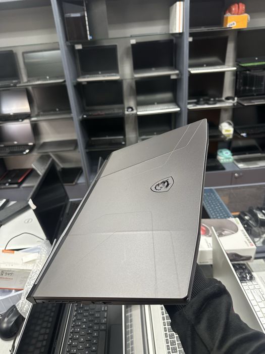 Мощный игровой ноутбук Msi состояние нового nvidia RTX 3050