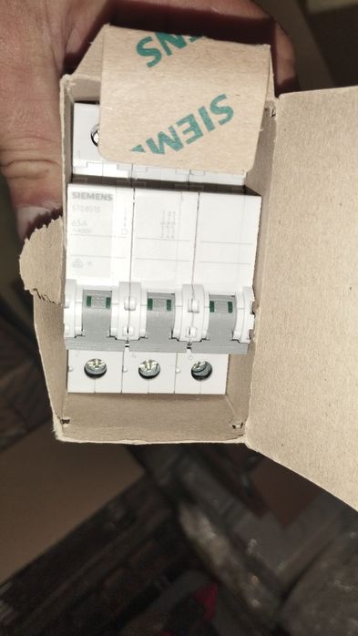 Кріплення для СЕС.Робимо подовжувачі з кабелю 6 мм і mc4 по краях.