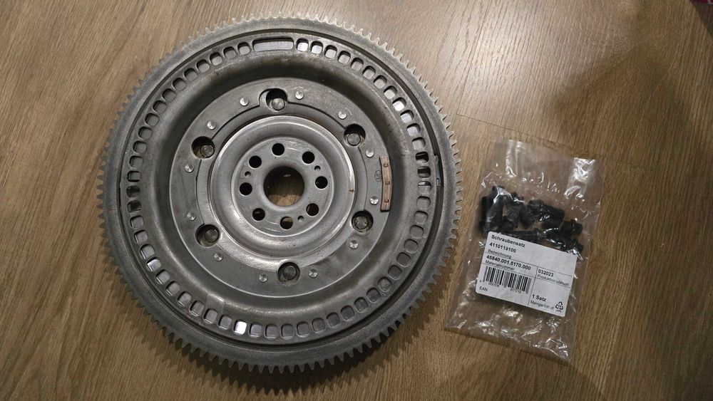 NOVO - Bimassa LuK 415.0647.10 - FORD Focus / Mondeo