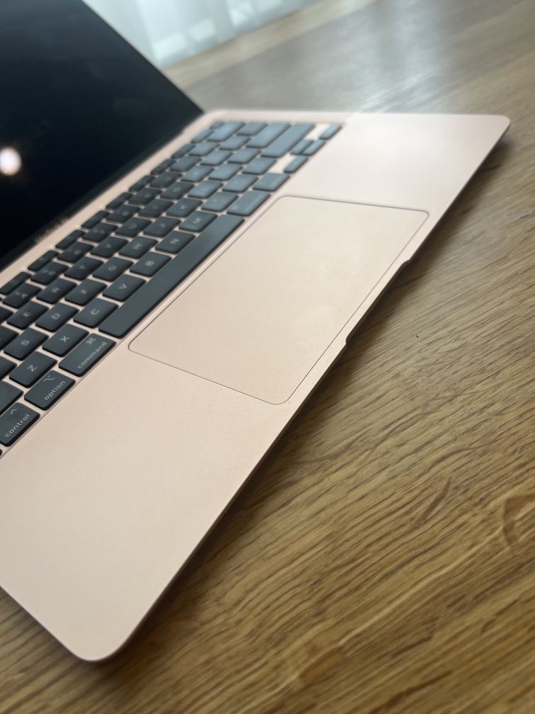 Macbook air M1 2020 8/256