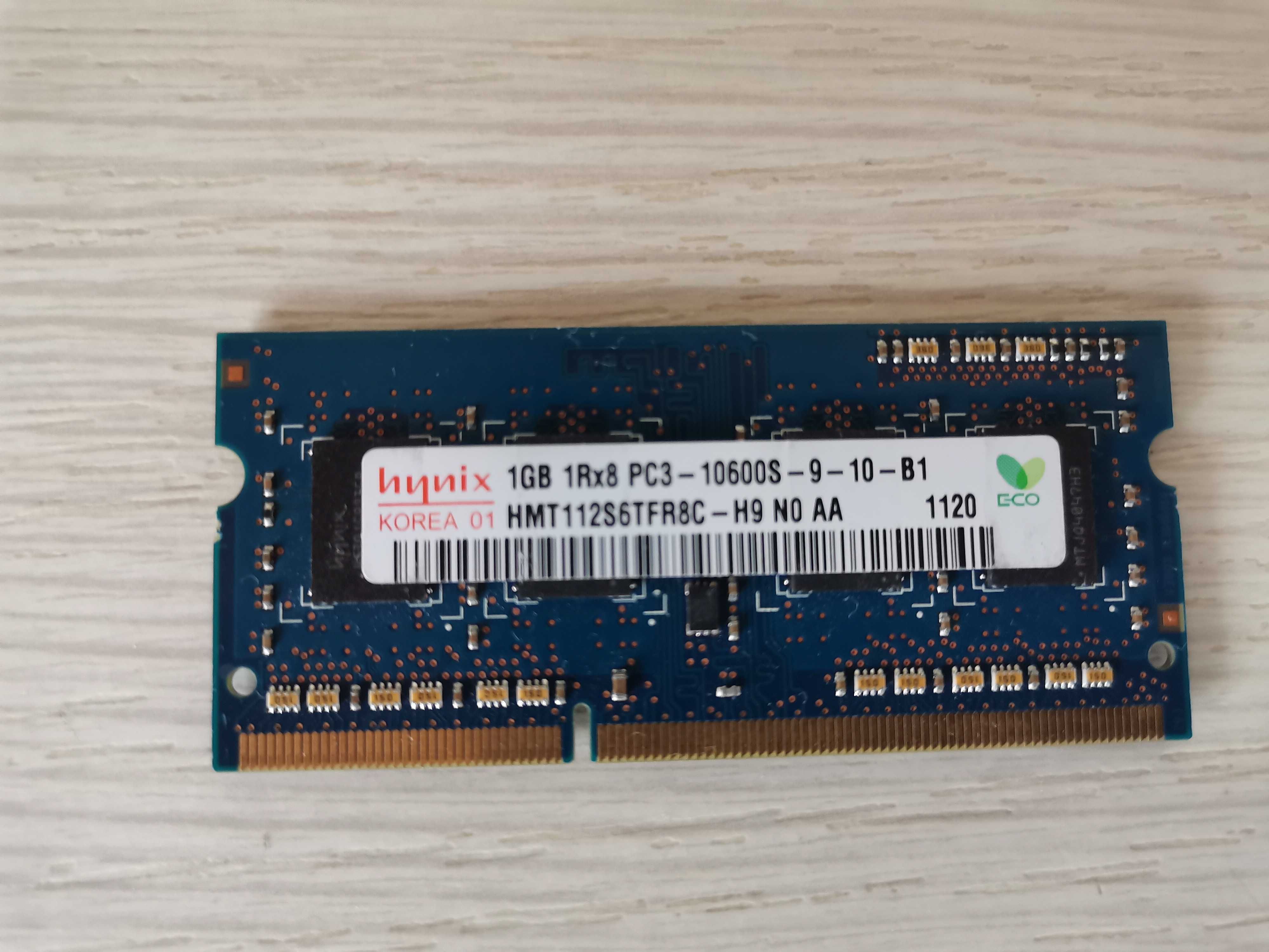 Модуль память для ноутбуков SK hynix 1 GB SO-DIMM DDR3