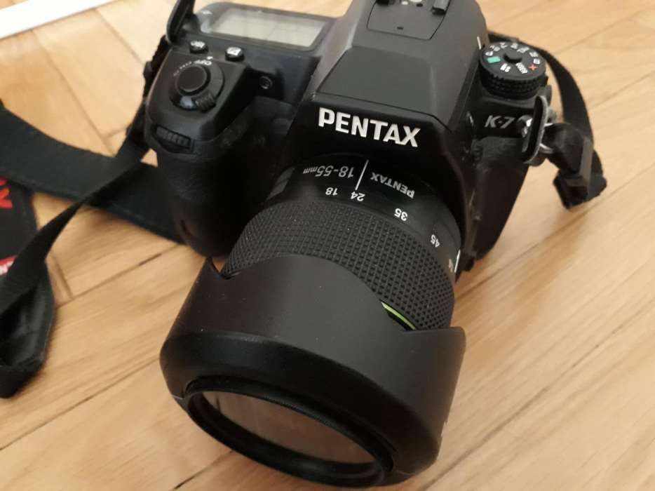 Pentax K7 + dodatki