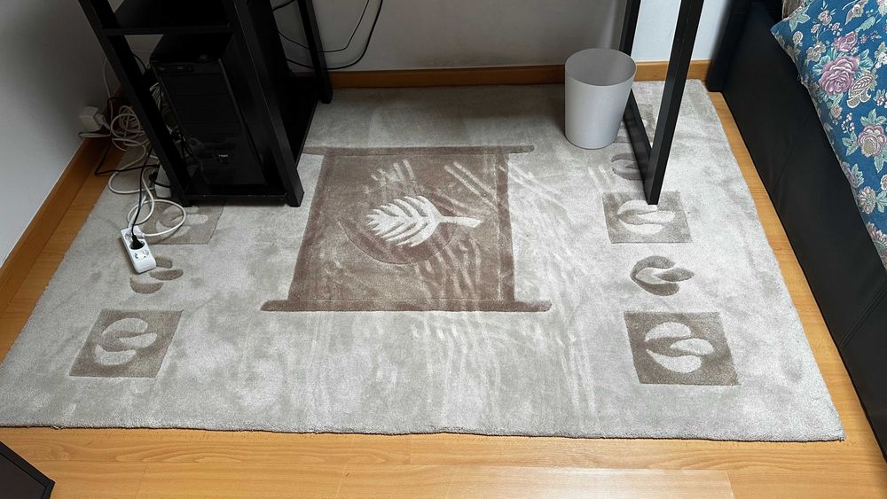 02 Tapetes Bege 190x130 – Conforto e Elegância no Seu Espaço