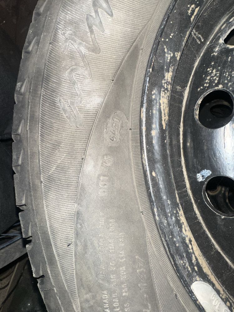 Колеса комплект зимові белшина 185/65 R14   20-22 рік