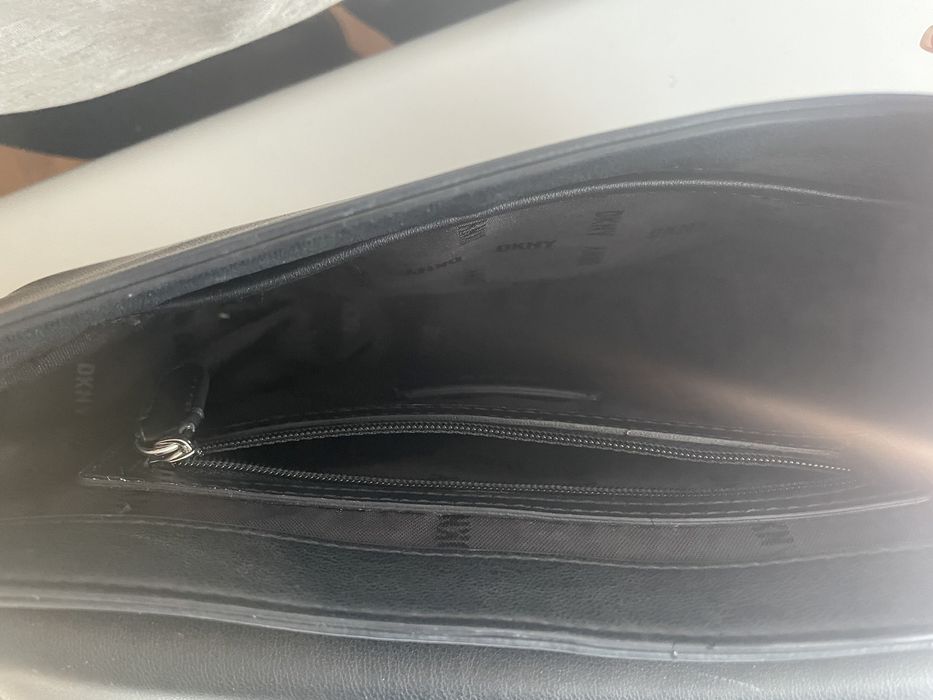 Сумка DKNY через плече
