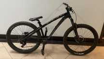 Rower dartmoor hornet 2022, 27,5, rozm M