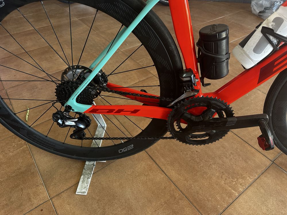 Bicicleta BH G8 carbono