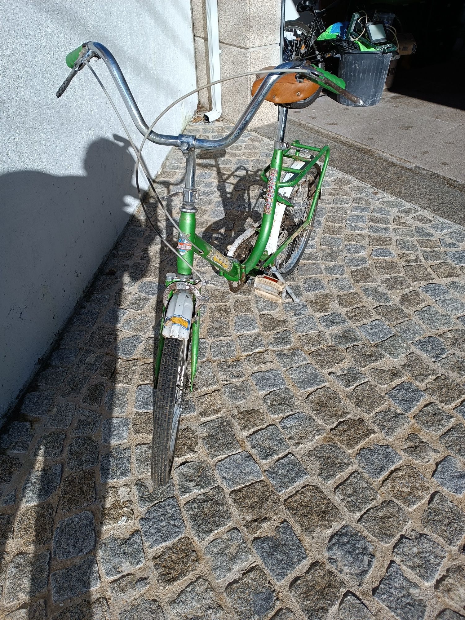 Bicicleta clássica Esmaltina Cinderela anos 70