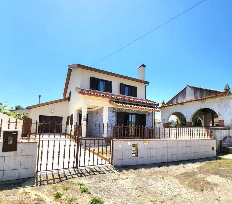 Moradia T3 Isolada com terreno de 1400m2 em Cacia-Aveiro.